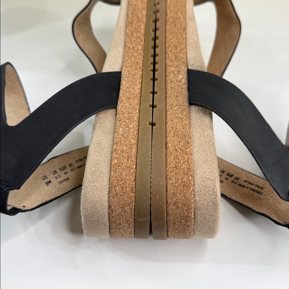 NWOT ⢠Naturalizer ⢠Women's SOUL ⢠Divina Sandal ⢠š¤ Black š¤ ⢠Size 9M ⢠- Picture 9 of 16